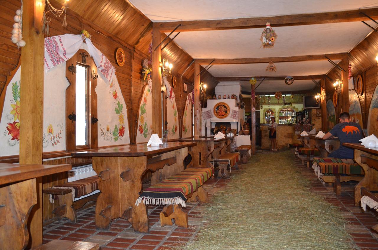 Kozatska Zastava Motel โครโปนิตสกี ภายนอก รูปภาพ