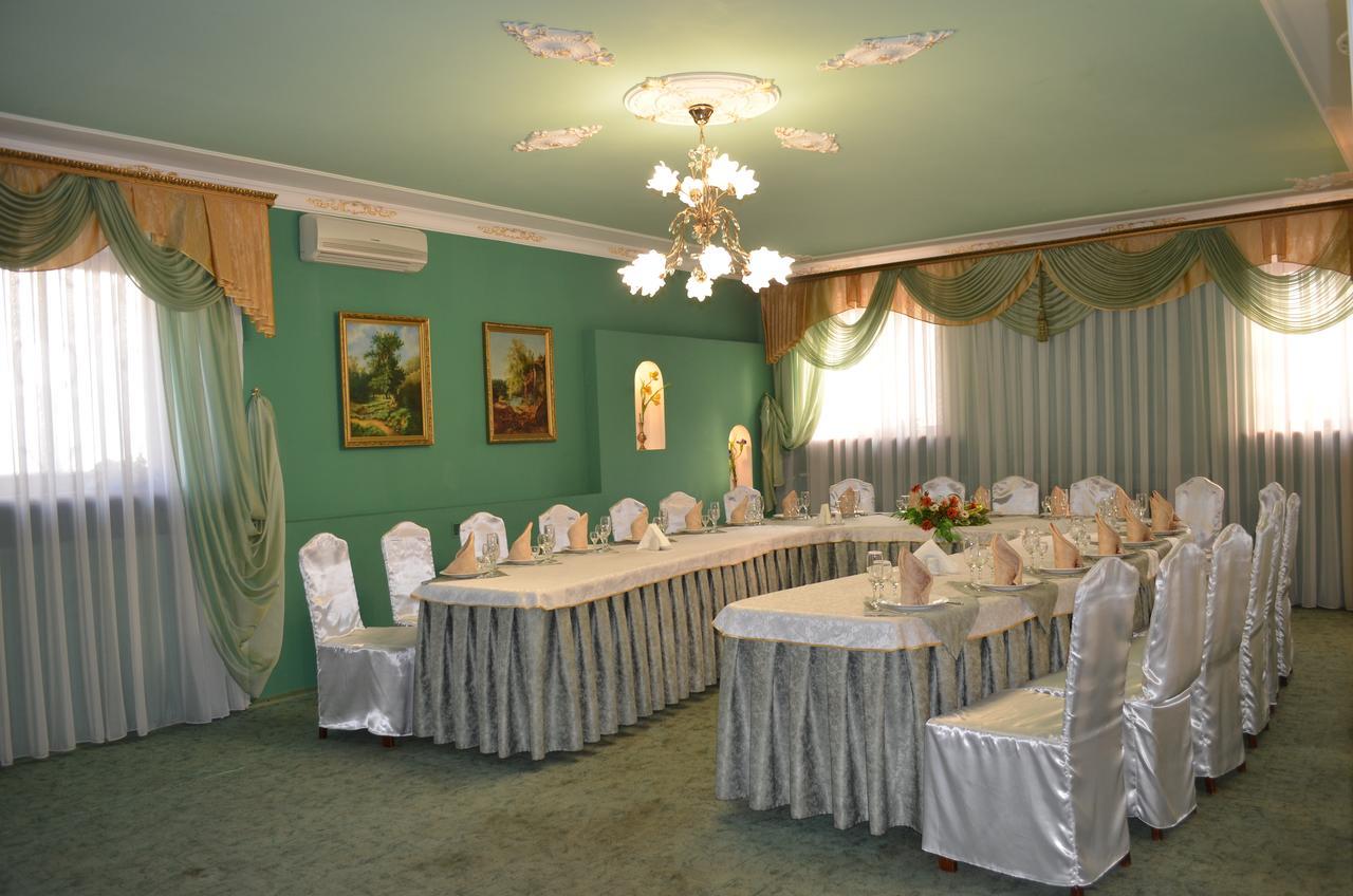 Kozatska Zastava Motel โครโปนิตสกี ภายนอก รูปภาพ