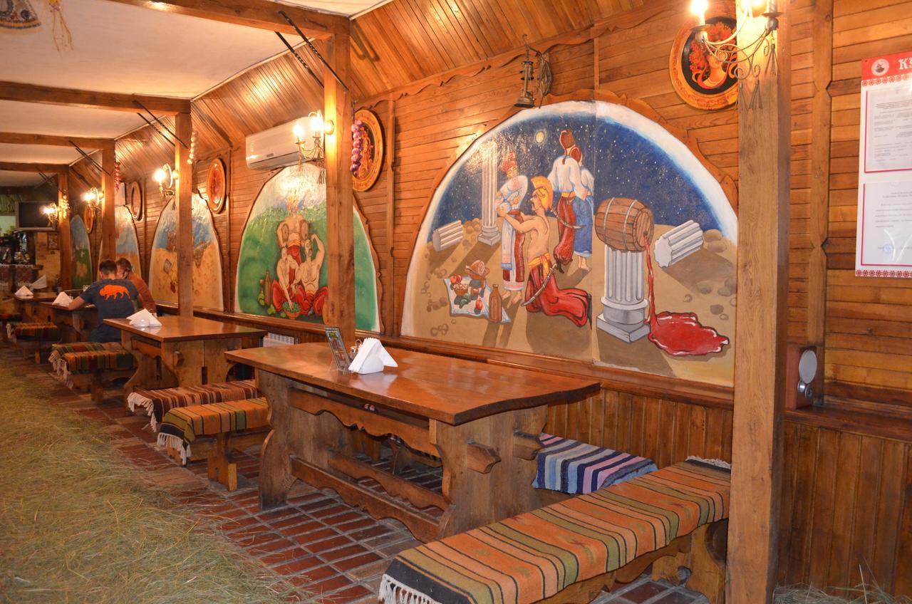 Kozatska Zastava Motel โครโปนิตสกี ภายนอก รูปภาพ